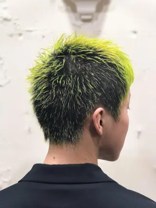 カラー メンズ ✨デザインカラー✨ ハイトーン　森貴章のヘアスタイル