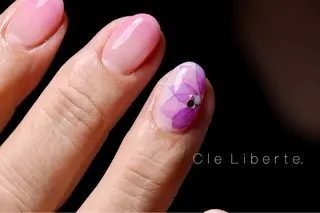 ネイル Elio 国泰寺のネイルデザイン