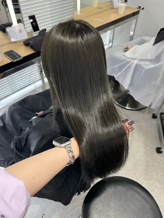 ロング カラー 暗髪🩶ラベンダー/ ブルー/ユウナ🤍のヘアスタイル