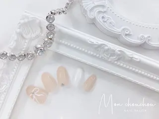 ネイル 加藤 楓子のネイルデザイン