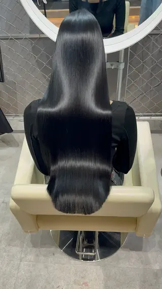 ロング CoCooN satoshiのヘアスタイル