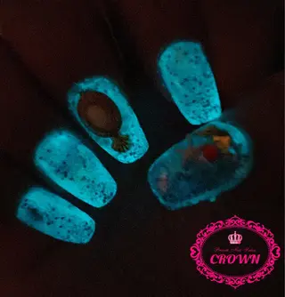 ネイル CROWN プライベートサロンのネイルデザイン