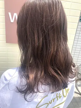 セミロング Kaede .のヘアスタイル