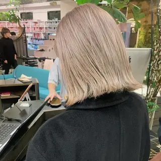 ショート カラー ハイトーンこそキレイ に◎佐藤雄太のヘアスタイル