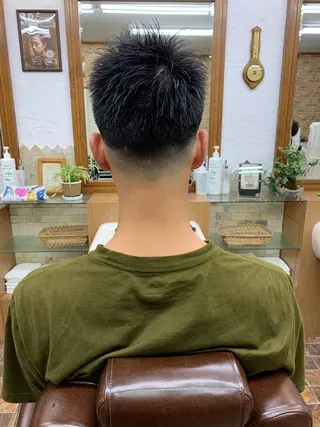 ショート メンズ 羽木 隆徒のヘアスタイル