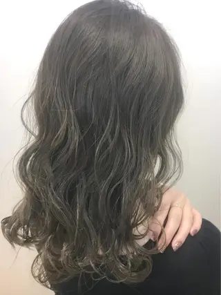 セミロング カラー 永井 大希のヘアスタイル