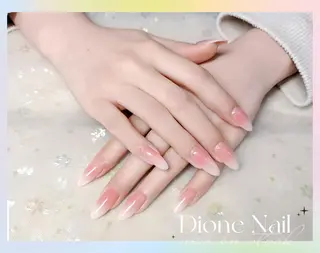 ネイル Dione ネイル専門店のネイルデザイン