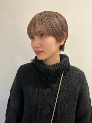 ショート ショート/ボブ/透明 感カラー/高橋あみのヘアスタイル