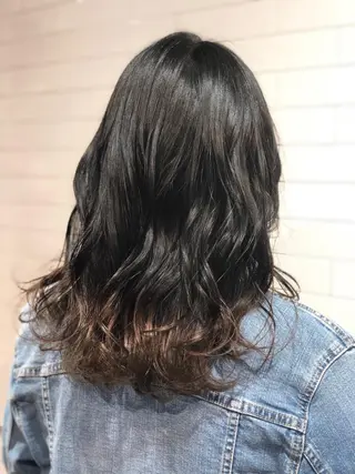 セミロング 髪質改善⌇透明感 カラー⌇川上葵のヘアスタイル