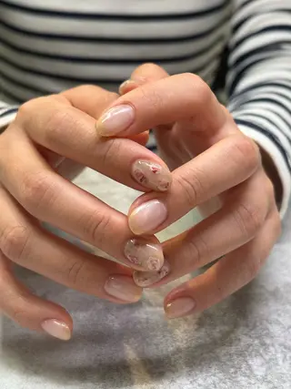 ネイル Noël 新宿南口 toyonのネイルデザイン