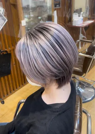 ショート カラー バレイヤージュ/ハイ ライト/庄司鉄平のヘアスタイル