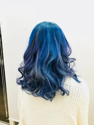 ミディアム 吉岡 智行のヘアスタイル