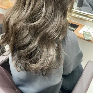 ロング カラー 狩野 羅夢のヘアスタイル