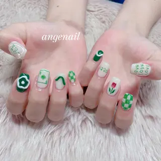 ネイル オーナーネイリスト MAKIのネイルデザイン