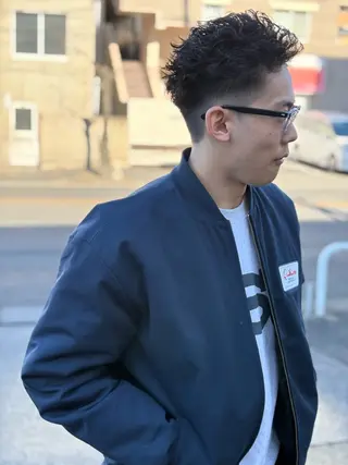 ショート パーマ メンズ hair make salon Frip所属・金久保亮/パパ美容師 /パーマ/髪質改善のヘアスタイル