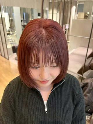 カラー hinaru ．のヘアスタイル