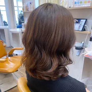 ミディアム ブリーチなし透明感 🕊ワダ　ユイのヘアスタイル