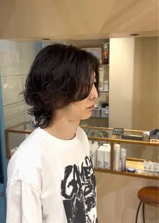 ショート パーマ メンズ 山口 陸のヘアスタイル