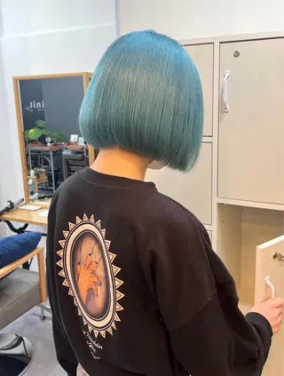 カラー yuu /N° 大分中央町店のヘアスタイル