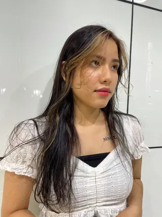 ロング カラー 個性派ネイル 🌼 ハルカ ♡の眉毛・アイブロウイメージ