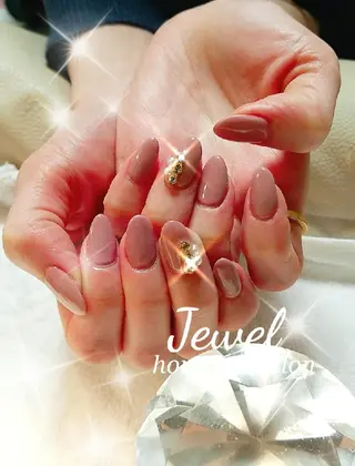 ネイル ＪＥＷＥＬ ＮＡＩＬのネイルデザイン