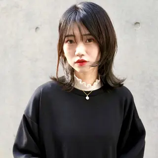ミディアム カラー パーマ ヘアアレンジ トレンドヘア🩶 艶髪🩶yoshiのヘアスタイル