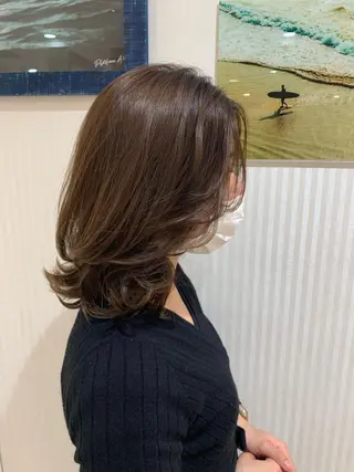 セミロング カラー 藤森 希美のヘアスタイル