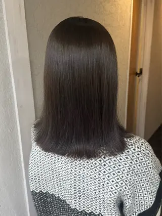 ミディアム カラー ラベンダーカラー/ レイヤーカットAyaのヘアスタイル