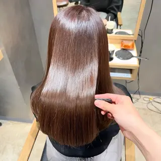 ロング カラー 羽根 ひよりのヘアスタイル