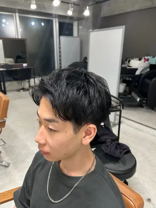 メンズ カズキ🌼曲がる 縮毛矯正のヘアスタイル