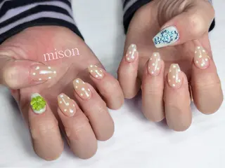 ネイル mison 安形友花のネイルデザイン