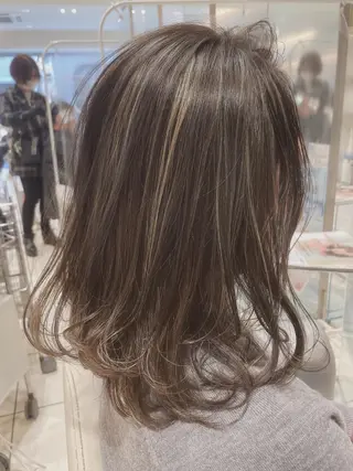 セミロング カラー MODE K´s eau髪質改善特化のヘアスタイル