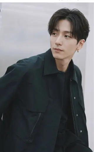 メンズ オーナースタイリスト 佐藤のヘアスタイル