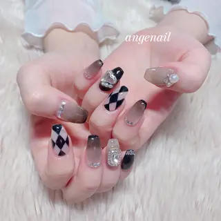 ネイル オーナーネイリスト MAKIのネイルデザイン