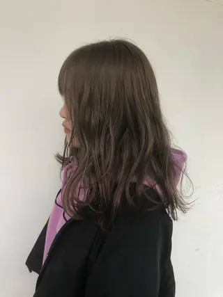 ミディアム カラー 東條 克義のヘアスタイル