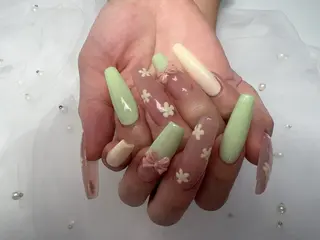 ネイル GUネイルサロン yumiのネイルデザイン