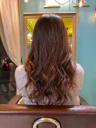 ロング カラー 末石 智のヘアスタイル