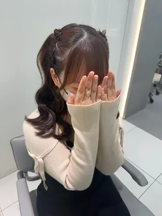 ヘアアレンジ ヘアセット🎀耳つぼ 👂💎MONAMIのヘアスタイル