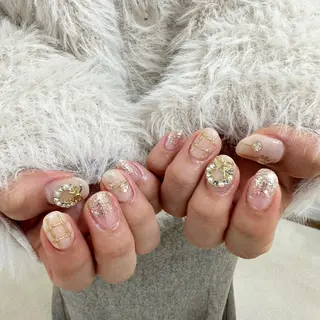 ネイル Elegancia. Hiromiのネイルデザイン