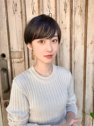 ショート 代表 吉澤弘哲のヘアスタイル