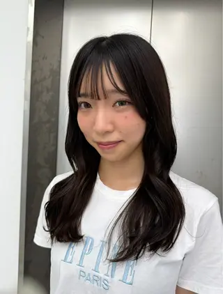 セミロング AISA viewNAGOYAのヘアスタイル