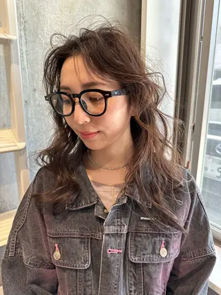 セミロング カラー パーマ 朝ラクパーマ 透明感カラー横山大樹のヘアスタイル