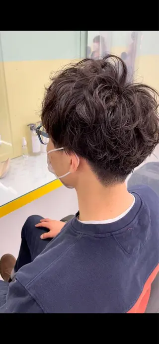 ショート パーマ メンズ 横浜メンズパーマ🔥 大野賢人のヘアスタイル
