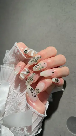 ネイル I-nailロング /ワンホン/キラキラのネイルデザイン