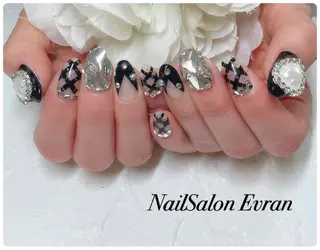 ネイル Nail salon Evranのネイルデザイン