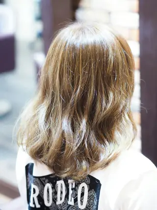 セミロング カラー 辻 竜也　のヘアスタイル