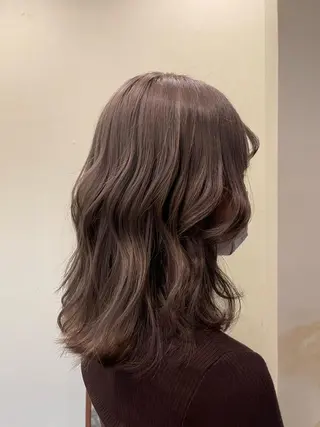 セミロング 杉谷 飛龍のヘアスタイル