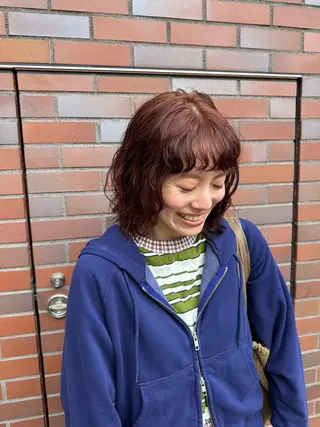 ショート カラー パーマ さとう あやかのヘアスタイル