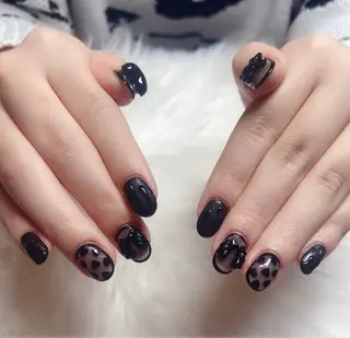 ネイル &ME ネイルサロンのネイルデザイン