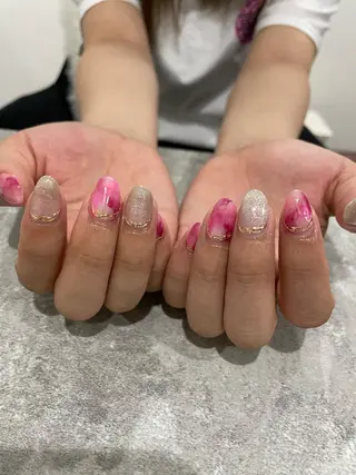 ネイル Raviliss ♡のネイルデザイン